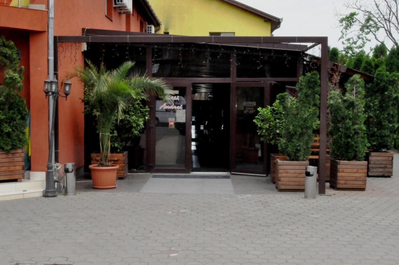 Hotel Andrei Cimpia Turzii Bagian luar foto